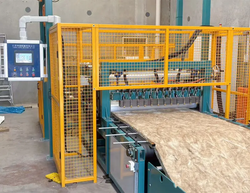 felt lamination machine.jpg